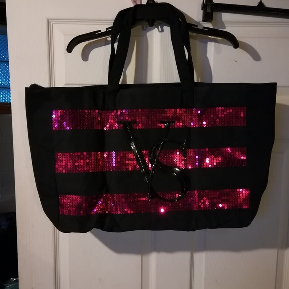 Victoria's Secret Handbags - NWT Limited Edition Victoria's Secret Jumbo Tote Victoria's Secret Handbags - NWT Limited Edition Victoria's Secret Jumbo Tote